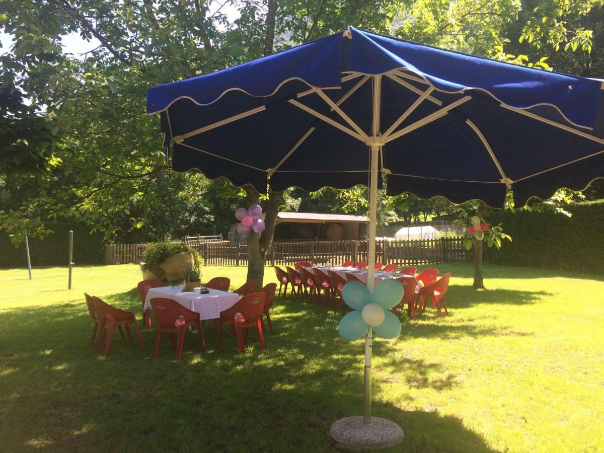 Hostal Talabart Лес Екстер'єр фото